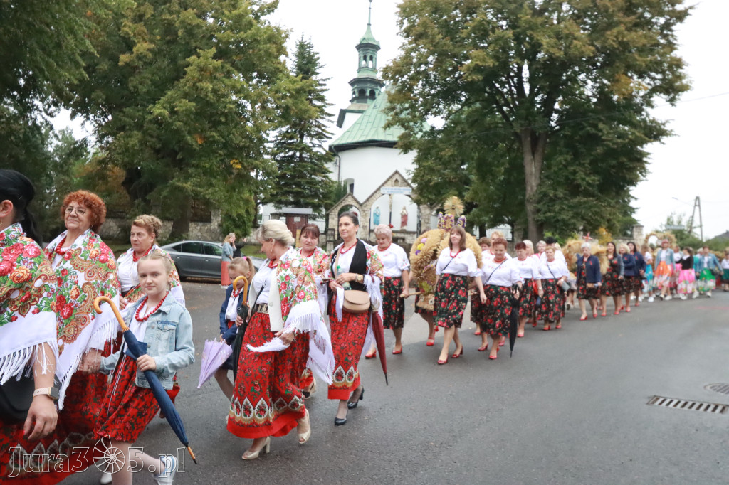 Fotorelacja I: Dożynki Powiatu Myszkowskiego w Niegowie