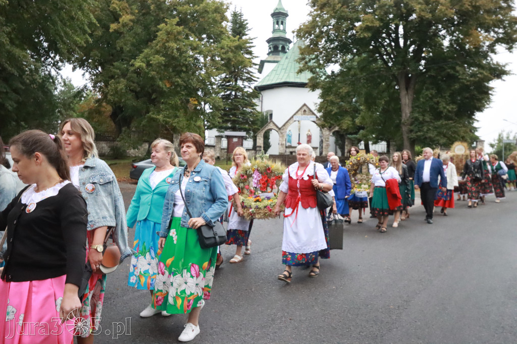 Fotorelacja I: Dożynki Powiatu Myszkowskiego w Niegowie