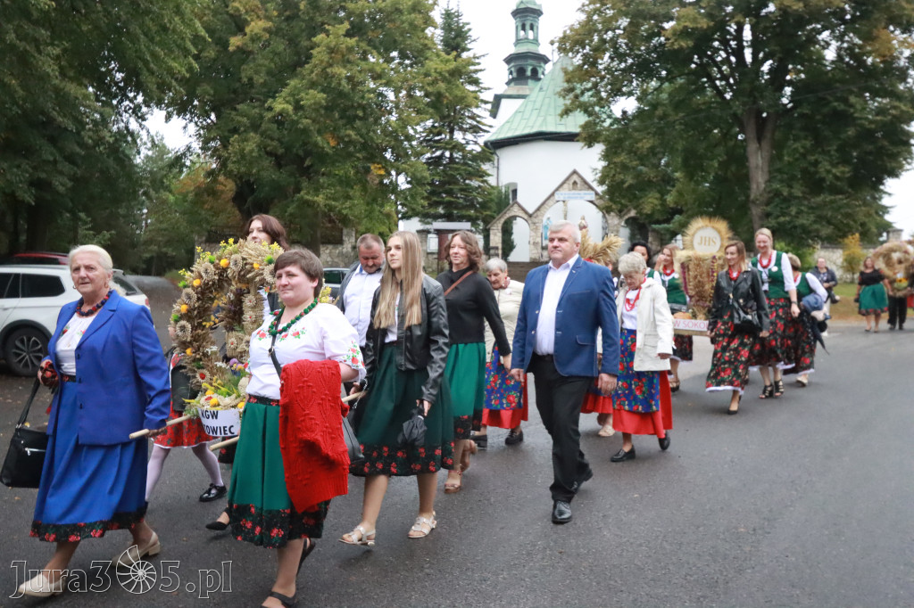Fotorelacja I: Dożynki Powiatu Myszkowskiego w Niegowie