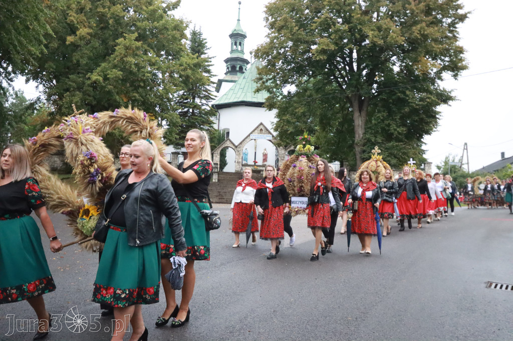 Fotorelacja I: Dożynki Powiatu Myszkowskiego w Niegowie