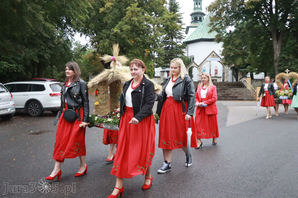 Fotorelacja I: Dożynki Powiatu Myszkowskiego w Niegowie