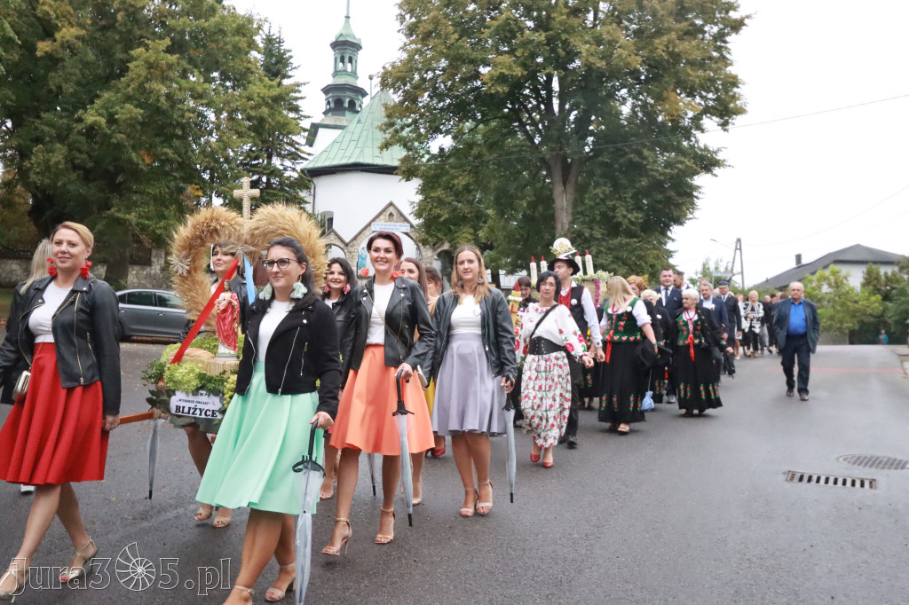 Fotorelacja I: Dożynki Powiatu Myszkowskiego w Niegowie