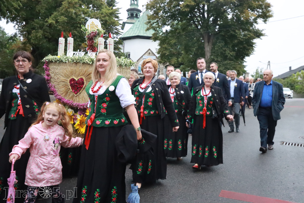Fotorelacja I: Dożynki Powiatu Myszkowskiego w Niegowie