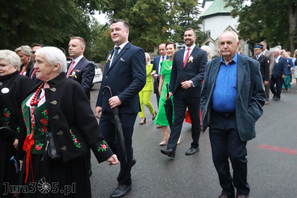 Fotorelacja I: Dożynki Powiatu Myszkowskiego w Niegowie