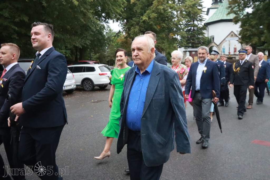 Fotorelacja I: Dożynki Powiatu Myszkowskiego w Niegowie