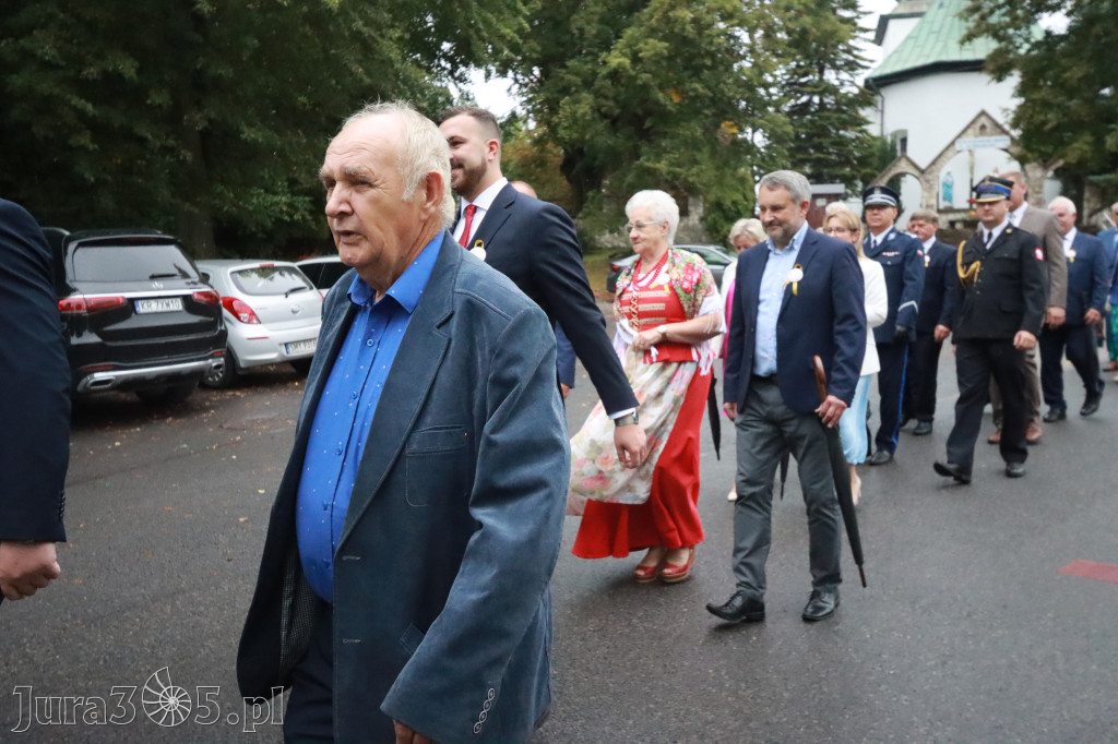 Fotorelacja I: Dożynki Powiatu Myszkowskiego w Niegowie