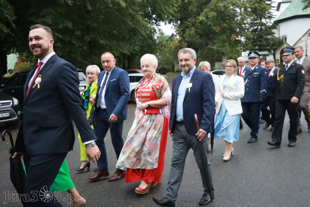 Fotorelacja I: Dożynki Powiatu Myszkowskiego w Niegowie