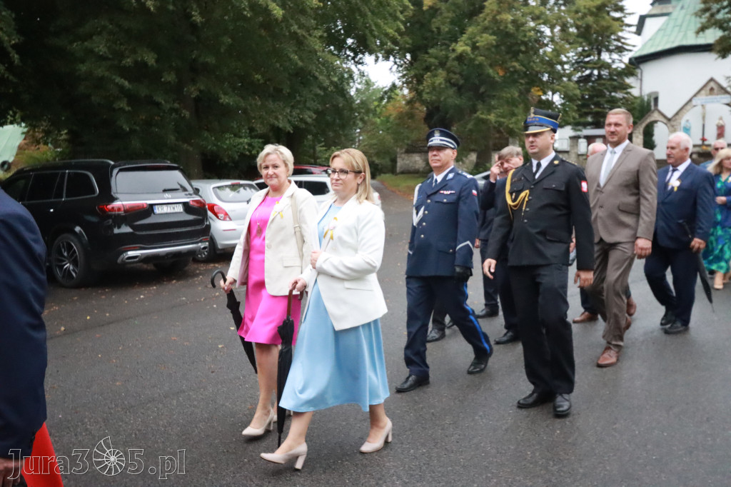 Fotorelacja I: Dożynki Powiatu Myszkowskiego w Niegowie