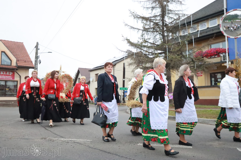 Fotorelacja I: Dożynki Powiatu Myszkowskiego w Niegowie