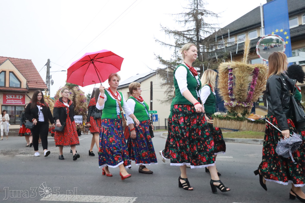 Fotorelacja I: Dożynki Powiatu Myszkowskiego w Niegowie