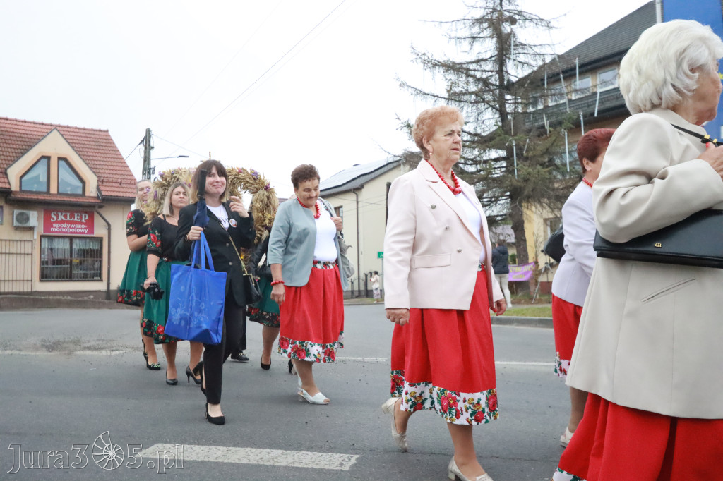 Fotorelacja I: Dożynki Powiatu Myszkowskiego w Niegowie