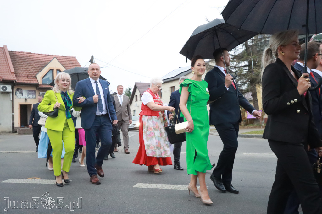 Fotorelacja I: Dożynki Powiatu Myszkowskiego w Niegowie