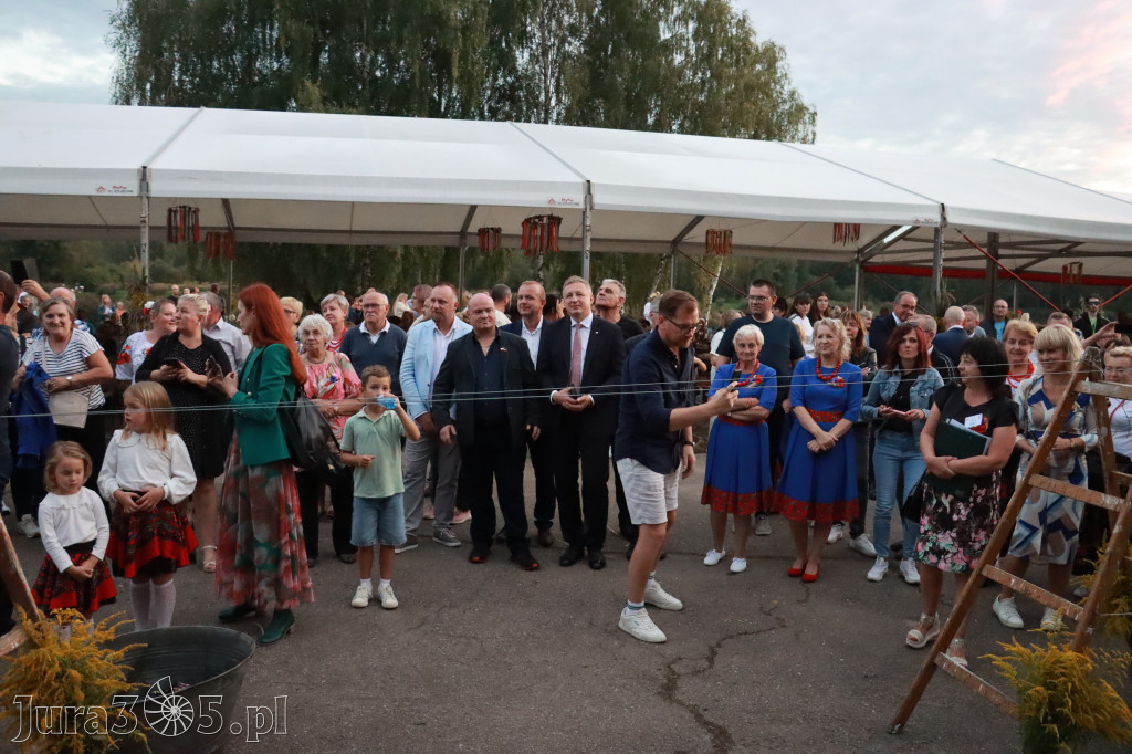 Fotorelacja III: XXVI Dożynki Powiatowo - Gminne w Łazach