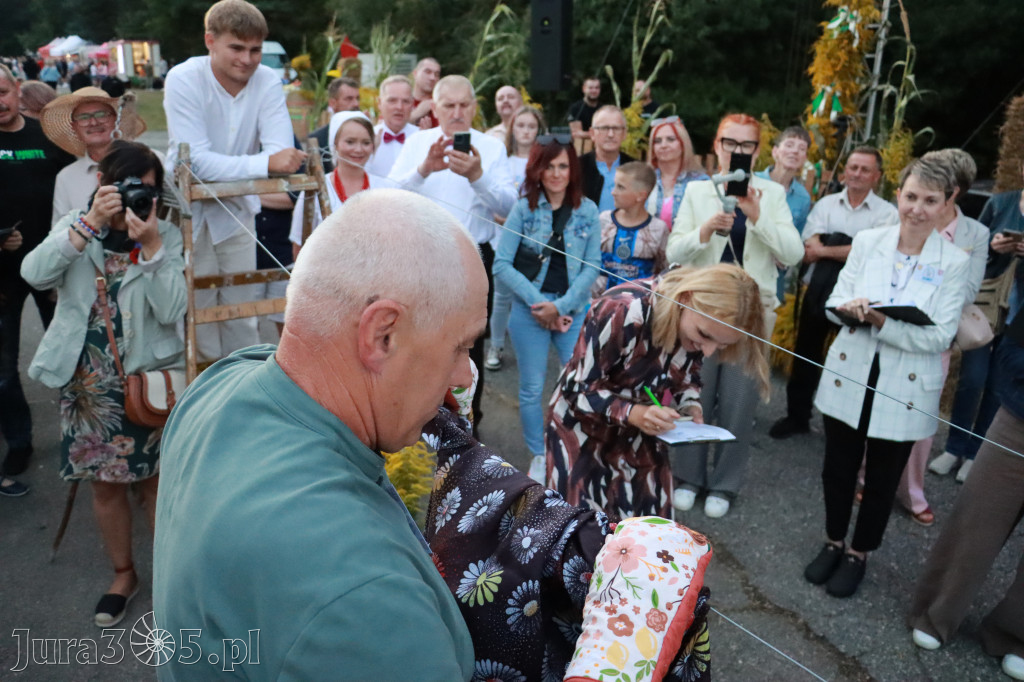 Fotorelacja III: XXVI Dożynki Powiatowo - Gminne w Łazach