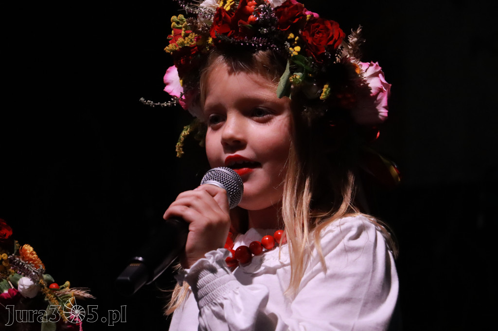 Fotorelacja III: XXVI Dożynki Powiatowo - Gminne w Łazach