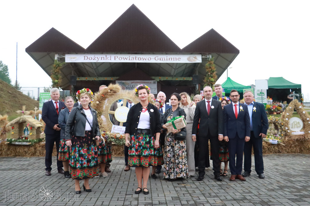 Fotorelacja II: Dożynki Powiatu Myszkowskiego w Niegowie