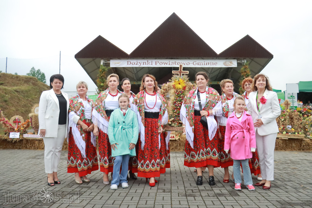 Fotorelacja II: Dożynki Powiatu Myszkowskiego w Niegowie