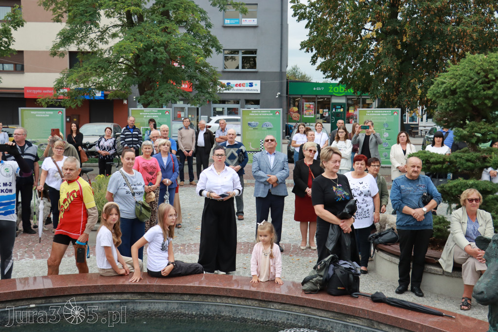 Fotorelacja: Uroczystość Odsłonięcia Pomnika Krystyna I z Koziegłów herbu Lis.