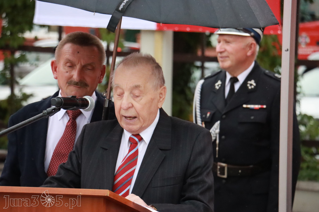 Fotorelacja: Uroczystość Odsłonięcia Pomnika Krystyna I z Koziegłów herbu Lis.