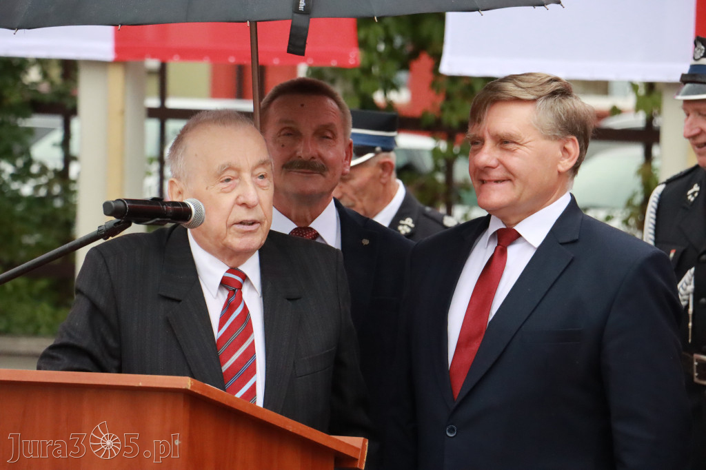 Fotorelacja: Uroczystość Odsłonięcia Pomnika Krystyna I z Koziegłów herbu Lis.