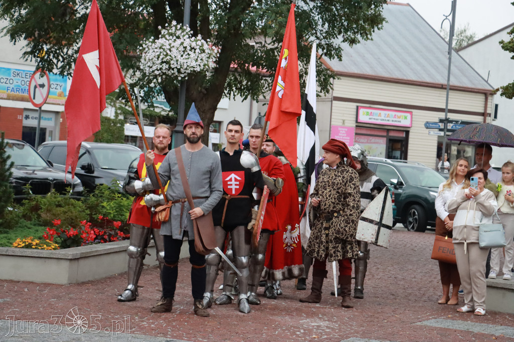 Fotorelacja: Uroczystość Odsłonięcia Pomnika Krystyna I z Koziegłów herbu Lis.