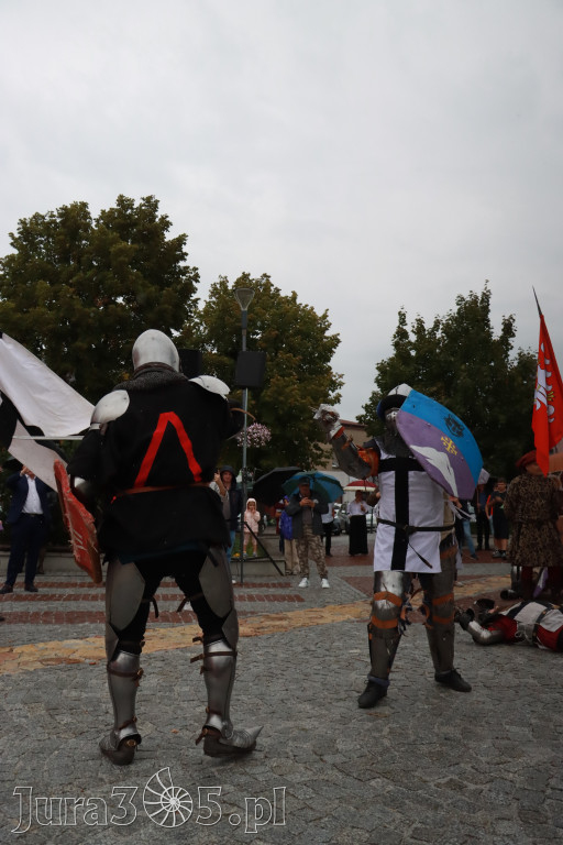 Fotorelacja: Uroczystość Odsłonięcia Pomnika Krystyna I z Koziegłów herbu Lis.