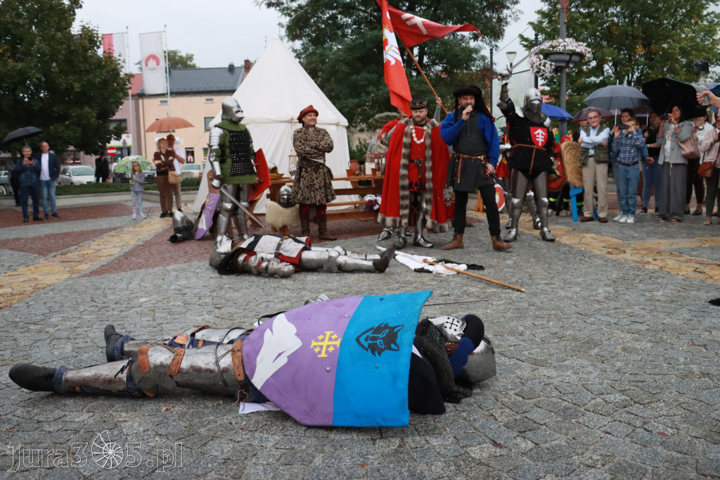 Fotorelacja: Uroczystość Odsłonięcia Pomnika Krystyna I z Koziegłów herbu Lis.