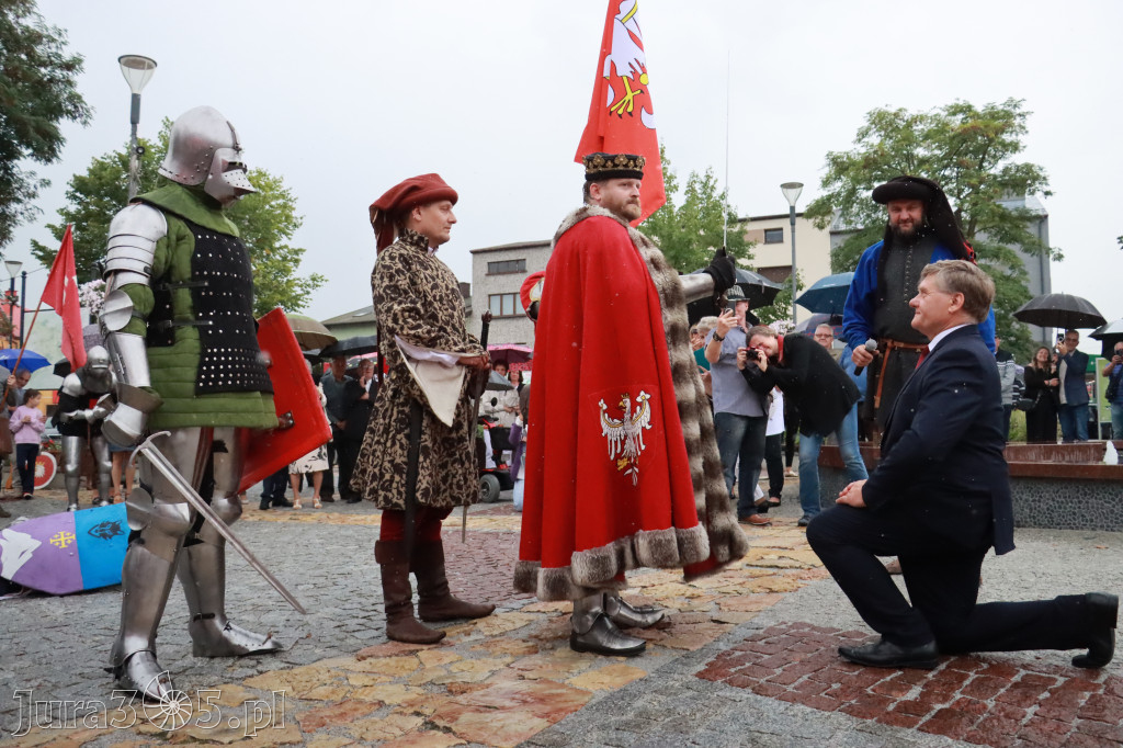 Fotorelacja: Uroczystość Odsłonięcia Pomnika Krystyna I z Koziegłów herbu Lis.