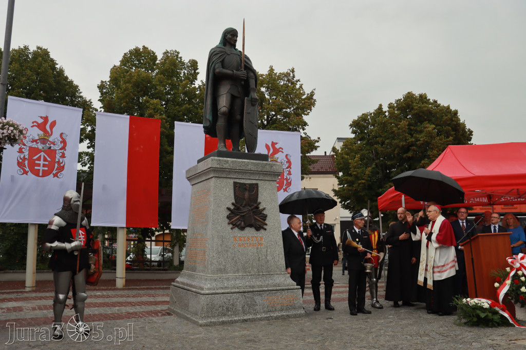 Fotorelacja: Uroczystość Odsłonięcia Pomnika Krystyna I z Koziegłów herbu Lis.