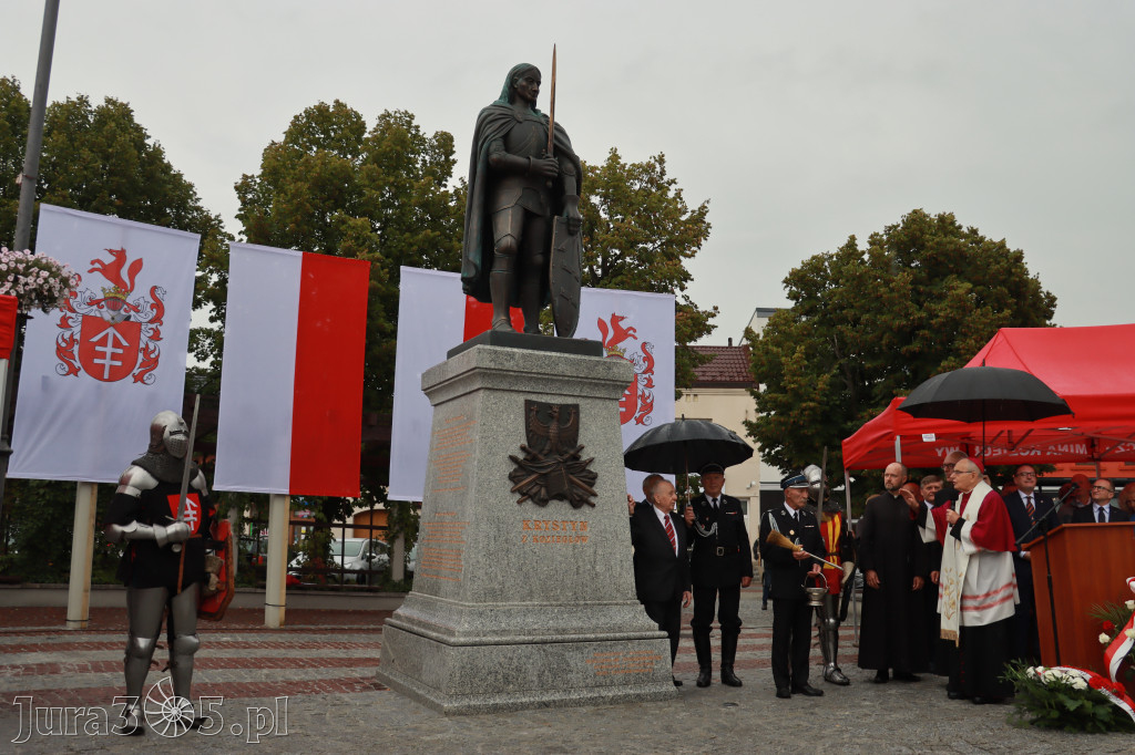 Fotorelacja: Uroczystość Odsłonięcia Pomnika Krystyna I z Koziegłów herbu Lis.