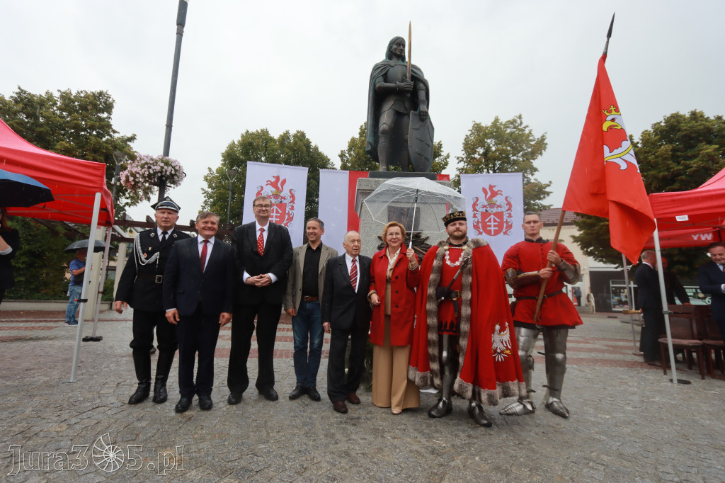 Fotorelacja: Uroczystość Odsłonięcia Pomnika Krystyna I z Koziegłów herbu Lis.