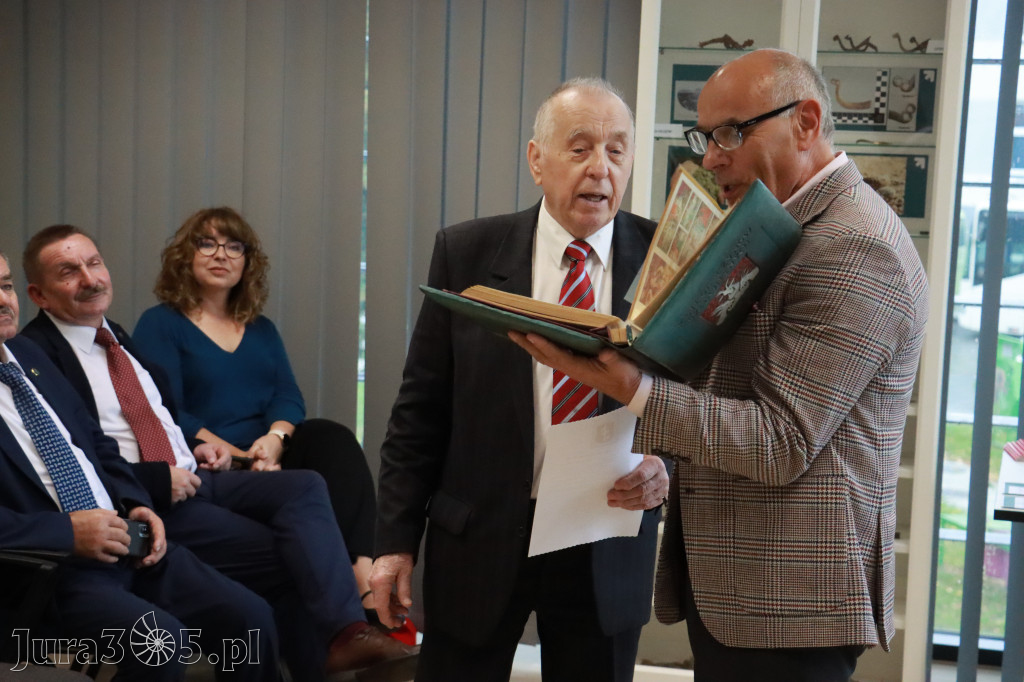 Fotorelacja: Uroczystość Odsłonięcia Pomnika Krystyna I z Koziegłów herbu Lis.
