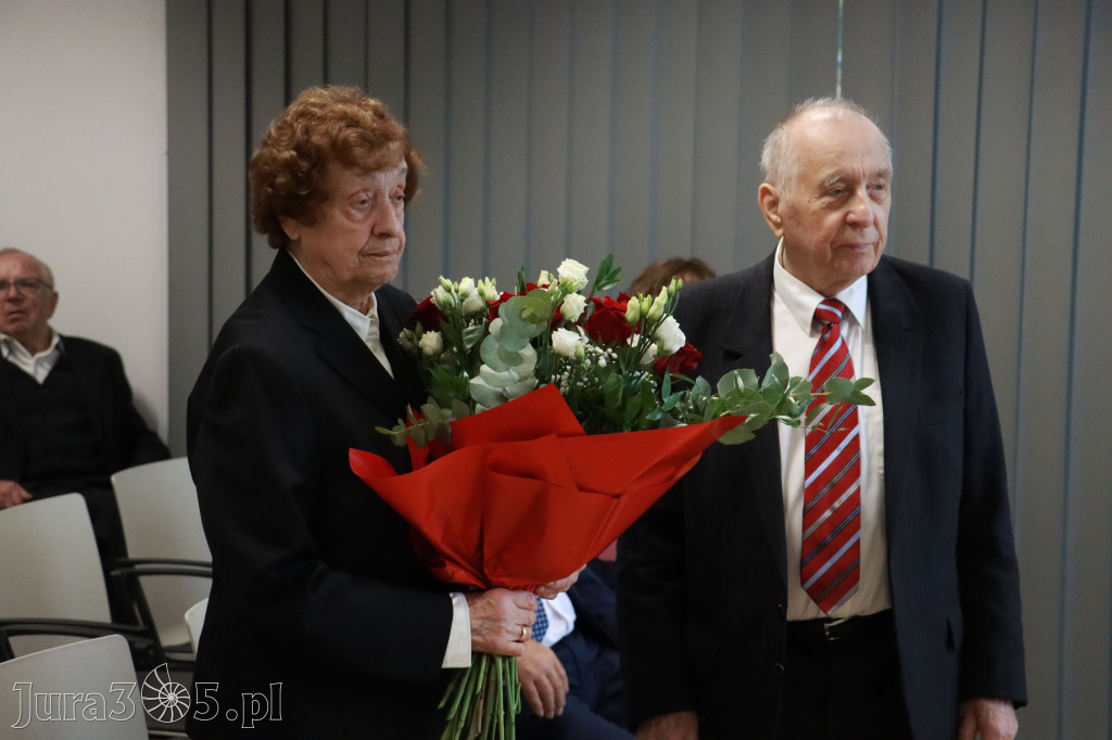 Fotorelacja: Uroczystość Odsłonięcia Pomnika Krystyna I z Koziegłów herbu Lis.