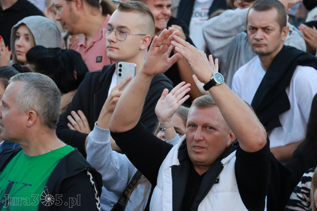 Fotorelacja IV: Dożynki Powiatu Myszkowskiego w Niegowie (niedziela)