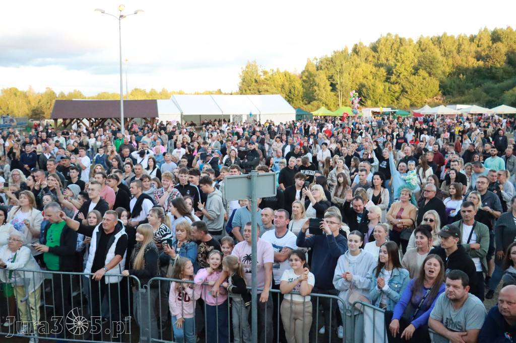 Fotorelacja IV: Dożynki Powiatu Myszkowskiego w Niegowie (niedziela)