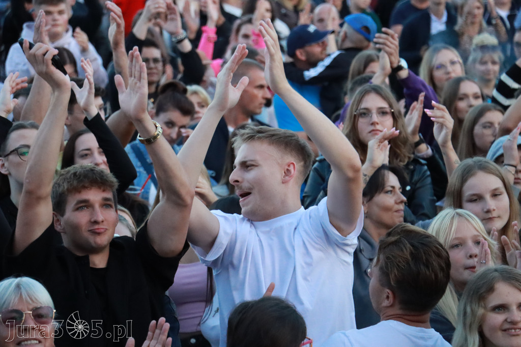 Fotorelacja IV: Dożynki Powiatu Myszkowskiego w Niegowie (niedziela)
