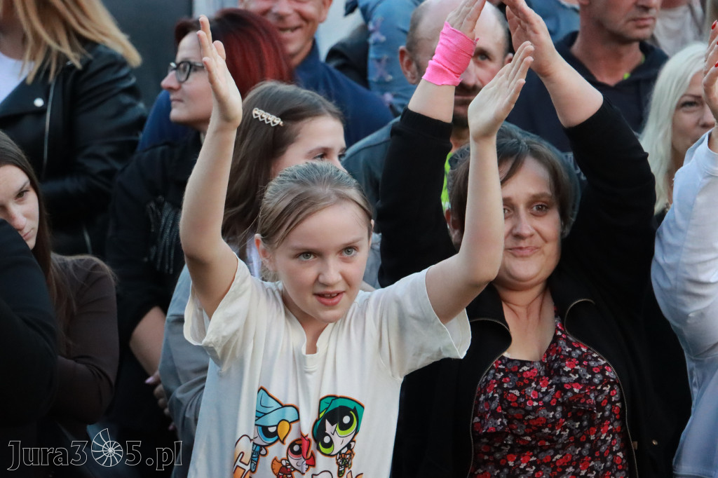 Fotorelacja IV: Dożynki Powiatu Myszkowskiego w Niegowie (niedziela)