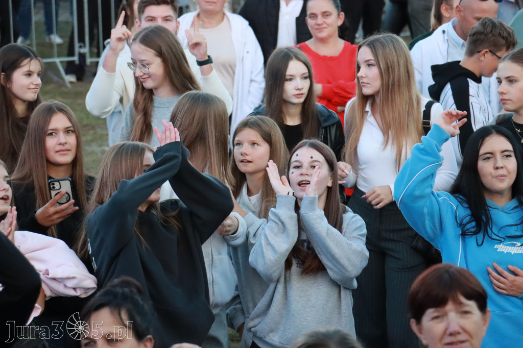 Fotorelacja IV: Dożynki Powiatu Myszkowskiego w Niegowie (niedziela)