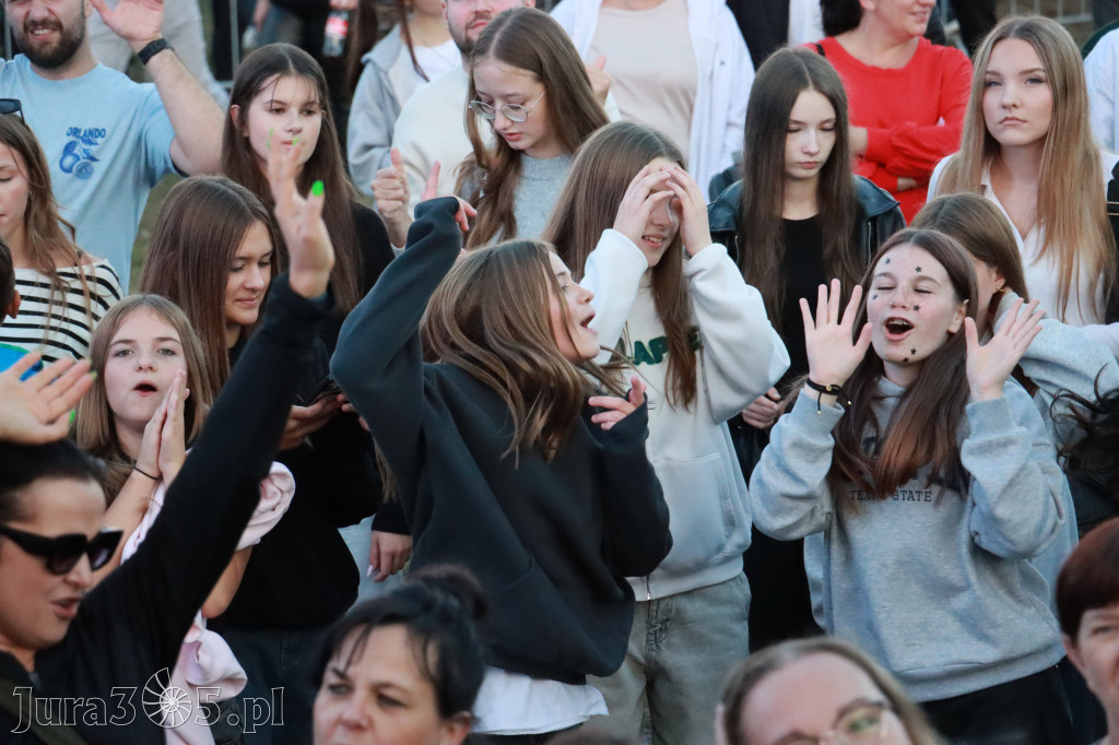 Fotorelacja IV: Dożynki Powiatu Myszkowskiego w Niegowie (niedziela)