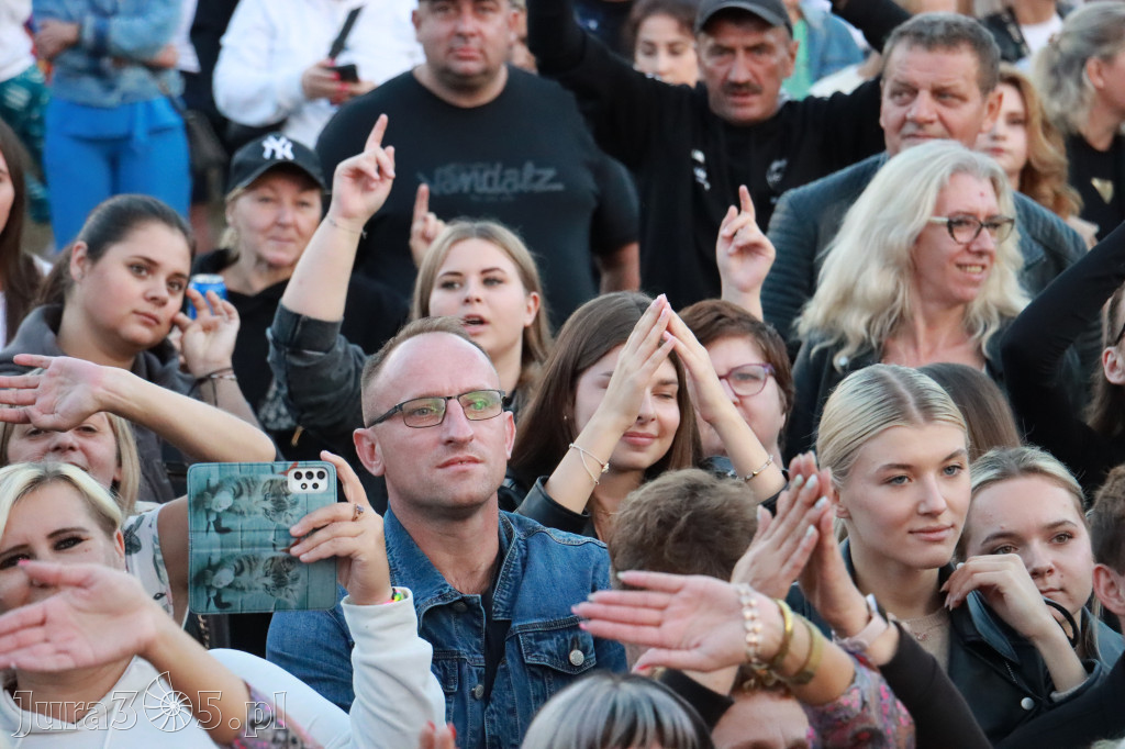 Fotorelacja IV: Dożynki Powiatu Myszkowskiego w Niegowie (niedziela)
