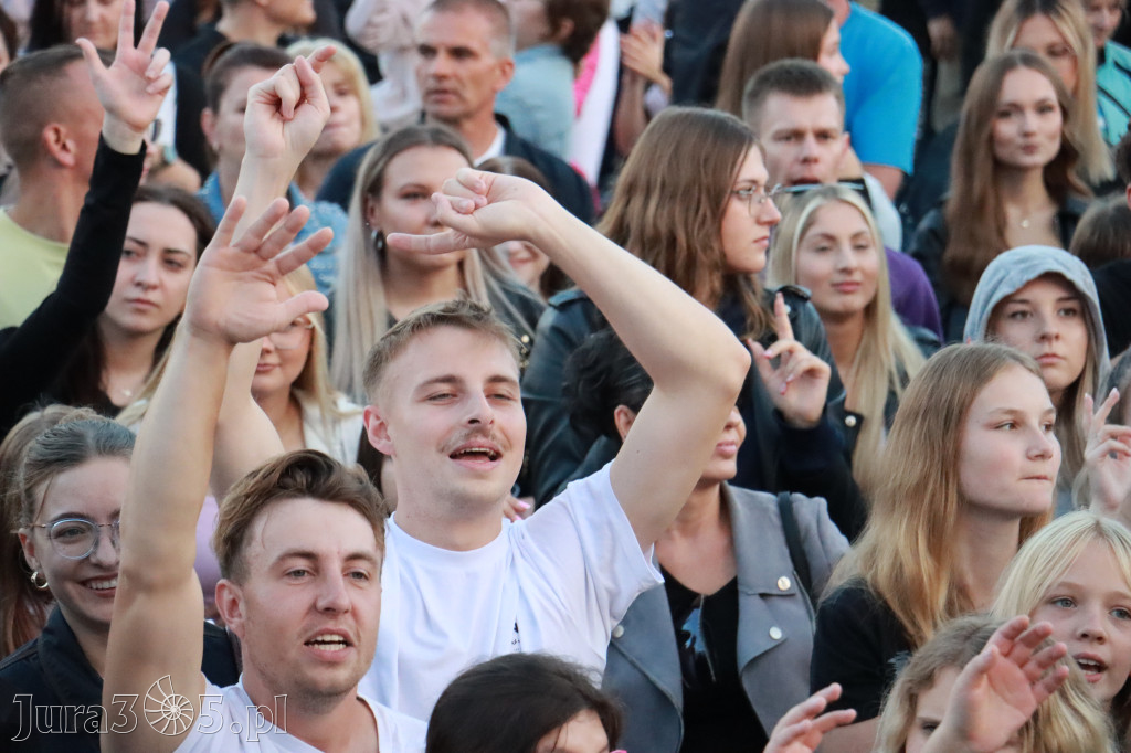 Fotorelacja IV: Dożynki Powiatu Myszkowskiego w Niegowie (niedziela)