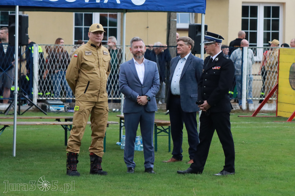 Fotorelacja II: Powiatowe Zawody Pożarnicze 2025 w Niegowie
