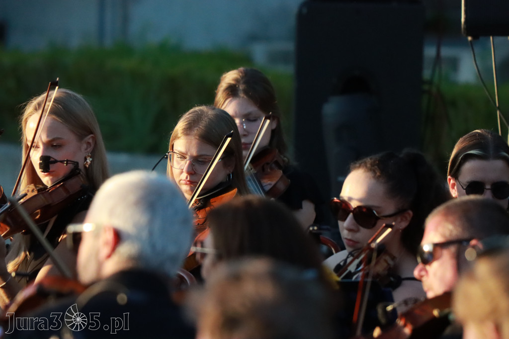 Fotorelacja II: Juromania Zawiercie 2025 - Koncert Muzyki Filmowej