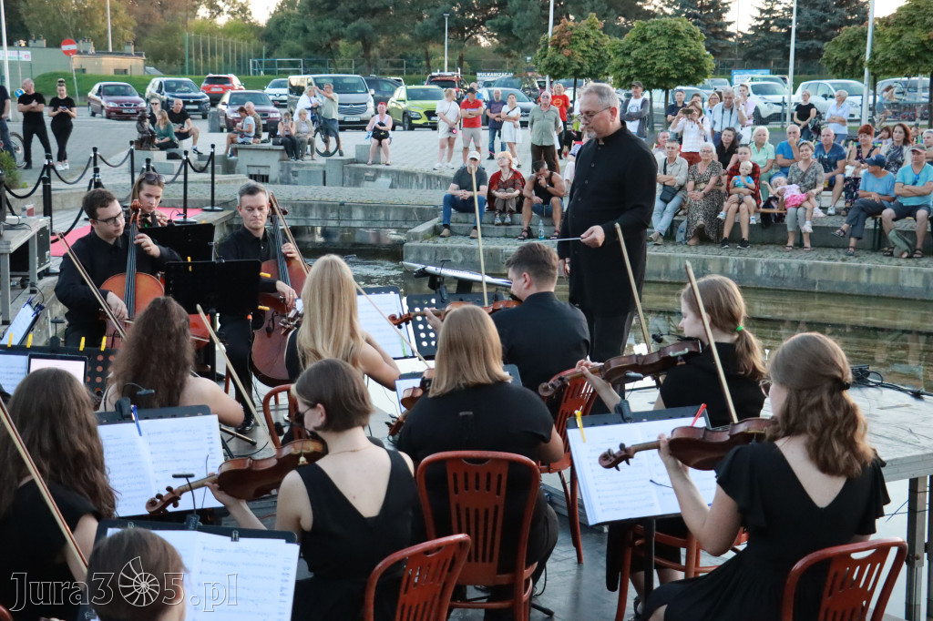 Fotorelacja II: Juromania Zawiercie 2025 - Koncert Muzyki Filmowej