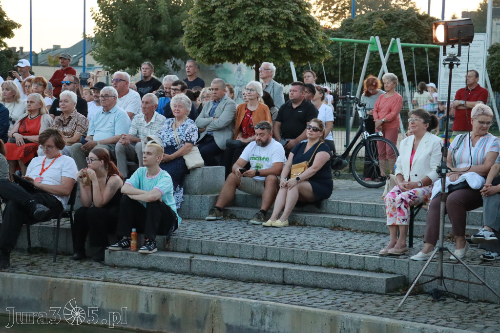 Fotorelacja II: Juromania Zawiercie 2025 - Koncert Muzyki Filmowej