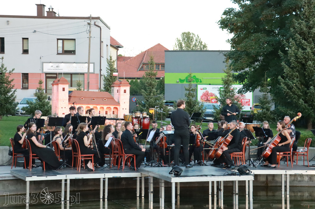 Fotorelacja II: Juromania Zawiercie 2025 - Koncert Muzyki Filmowej