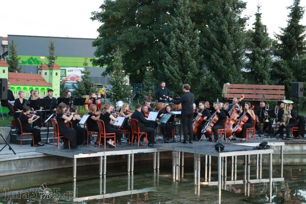 Fotorelacja II: Juromania Zawiercie 2025 - Koncert Muzyki Filmowej