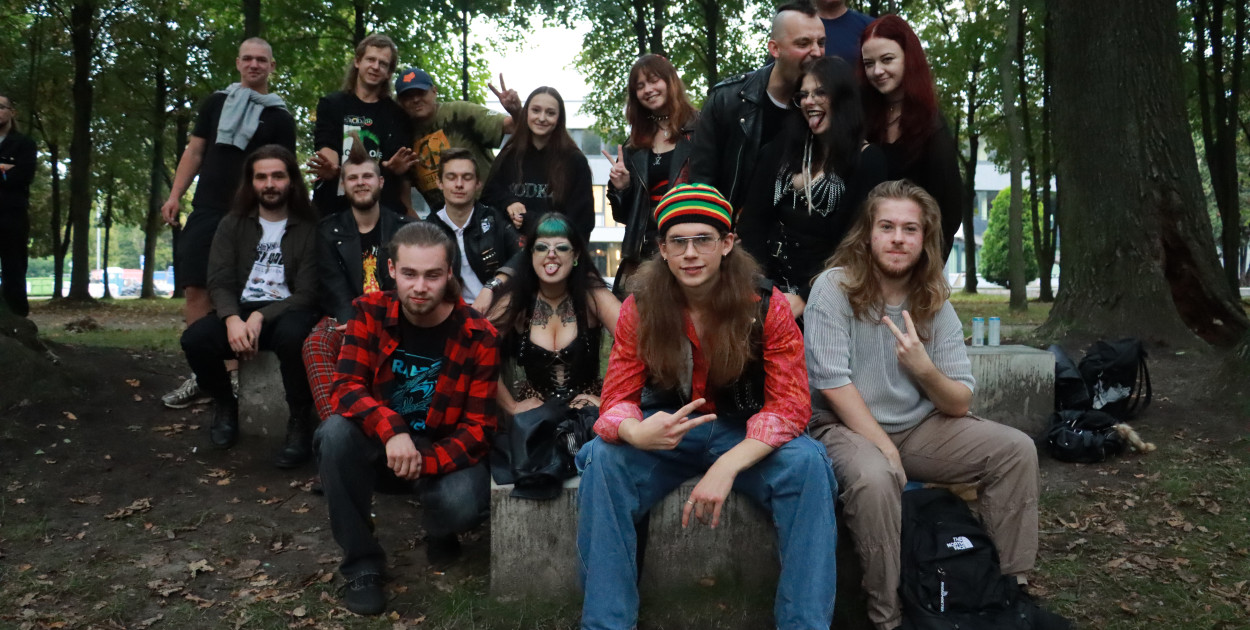Fotorelacja I: Żywa Scena Zawiercie – Festiwal Reggae. Koncert zespołu KOŁTUN!