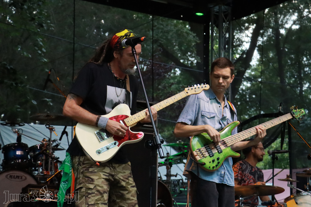 Fotorelacja I: Żywa Scena Zawiercie – Festiwal Reggae. Koncert zespołu KOŁTUN!