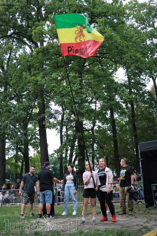 Fotorelacja I: Żywa Scena Zawiercie – Festiwal Reggae. Koncert zespołu KOŁTUN!